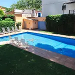 Con Piscina En * サガロ