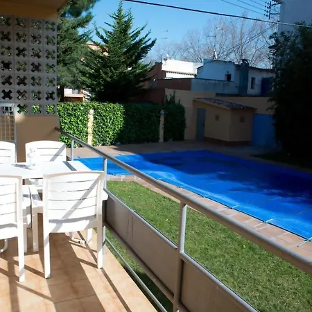 Acogedor Apto Muy Centrico Con Piscina En *