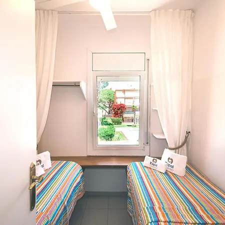 Acogedor Apto Muy Centrico Con Piscina En شقة